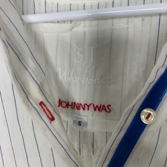 Johnny Was 3J Gaga embroidered blouse - Picture 3 of 5